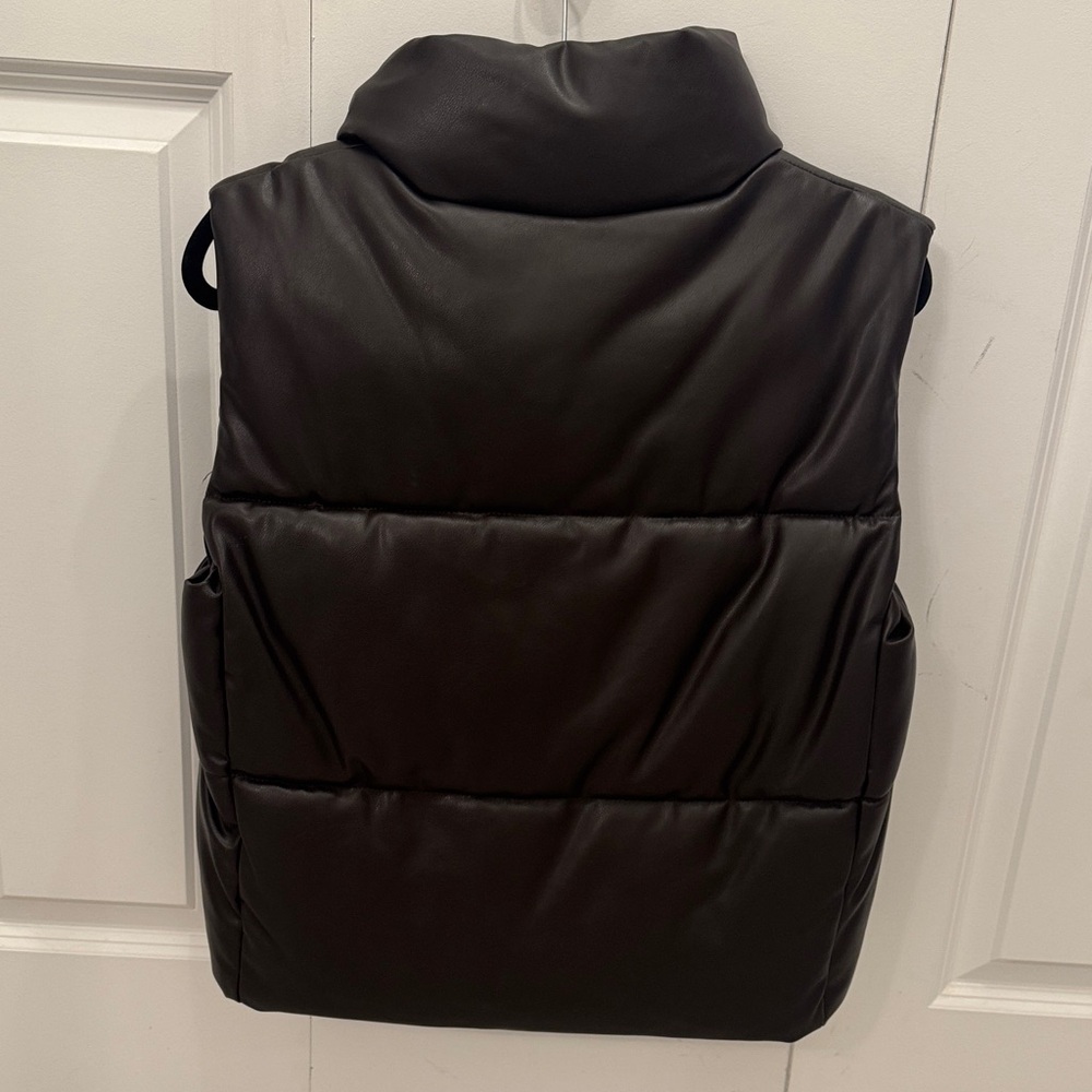 ZARA Padded Faux Leather Puffer Vest – Dark Chocolate Brown (S) - Picture 5 of 5
